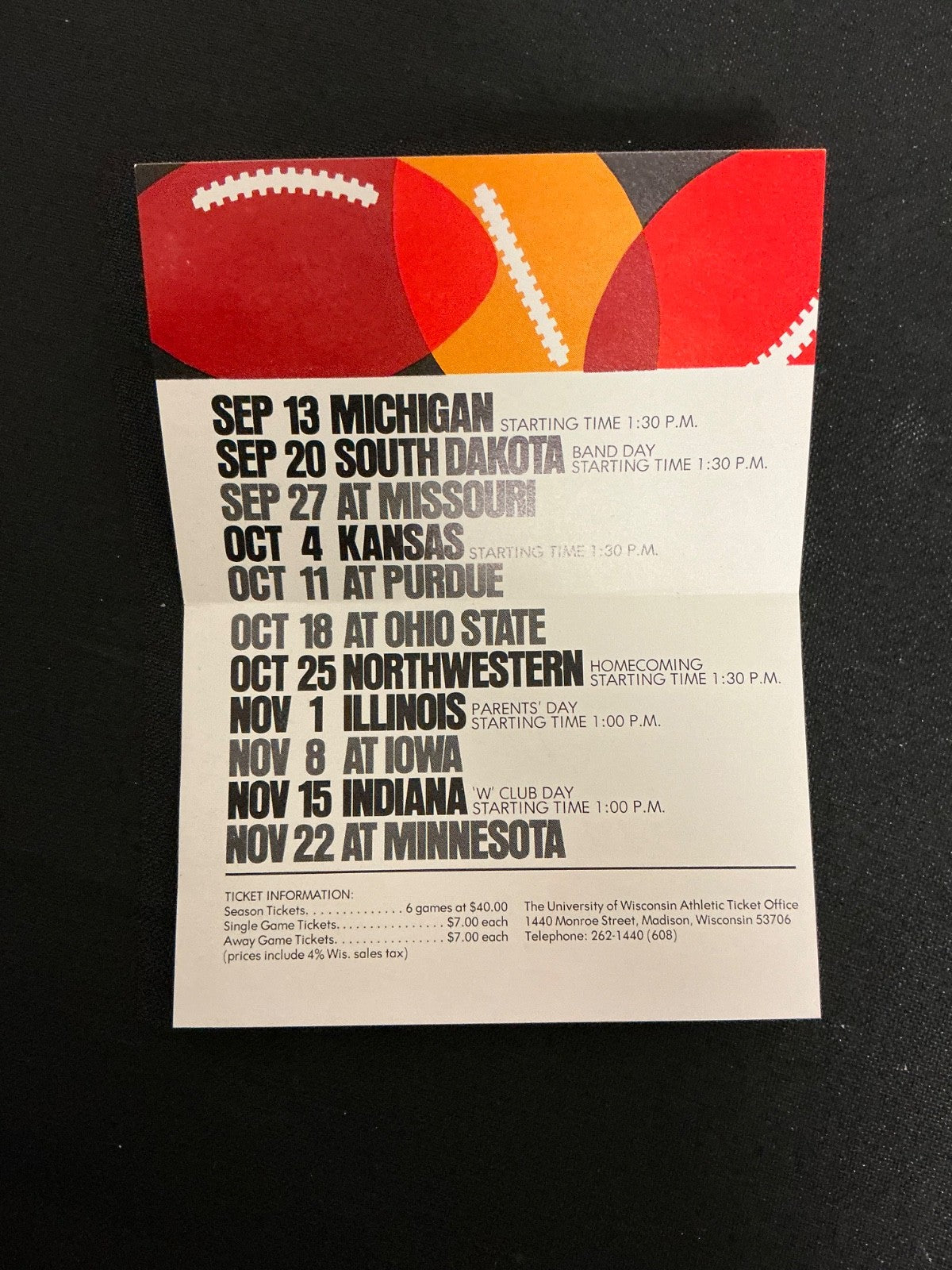 1975 Wisconsin Badgers Football Pocket Schedule 