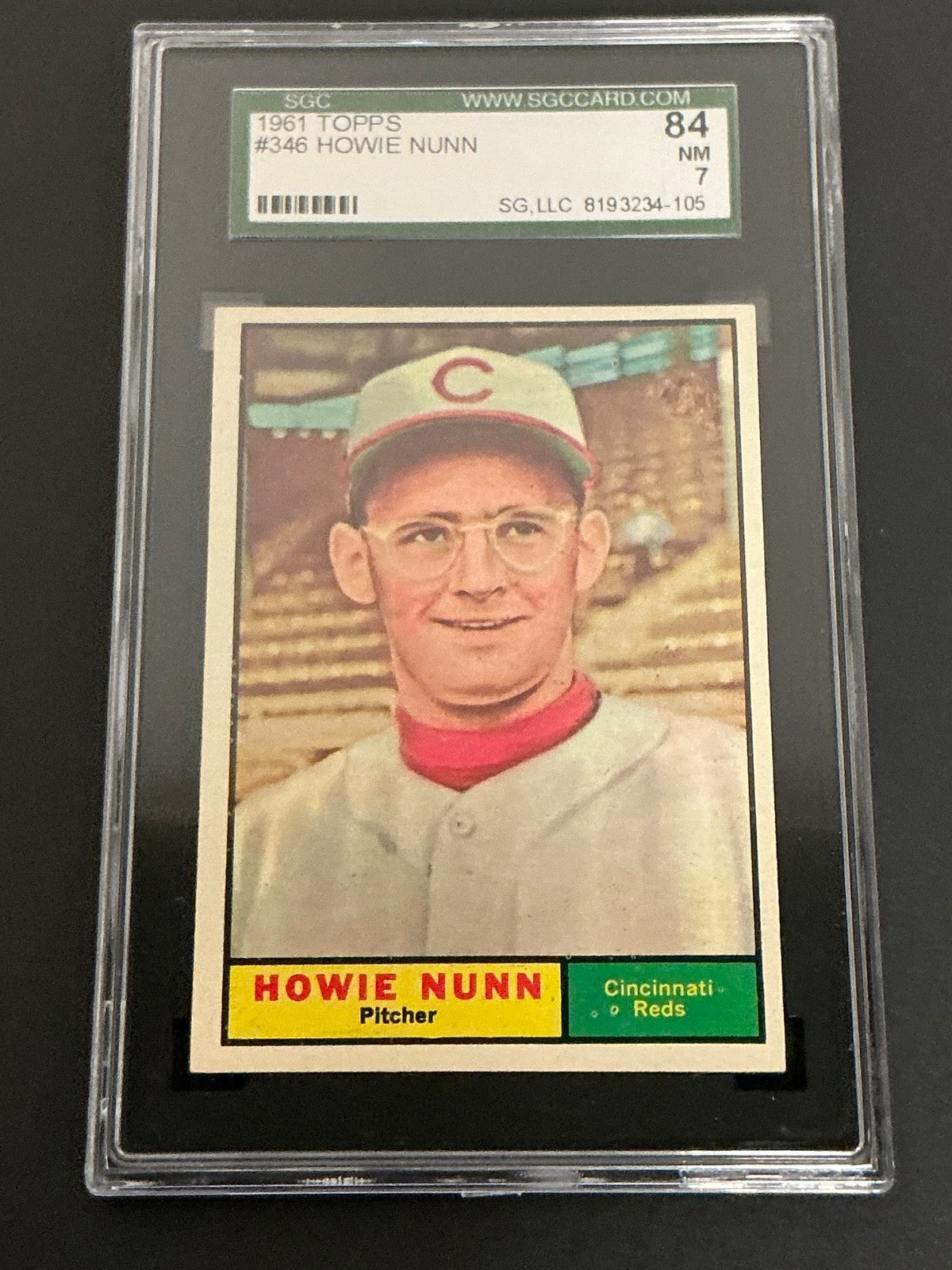 1961 Topps #346 Howie Nunn Reds SGC 7 NM 105