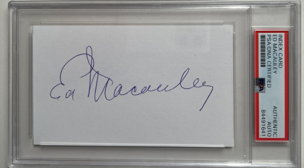 Ed Macauley NBA HOF Slabbed Auto Signed Index Card PSA/DNA Certified 641 Main Image